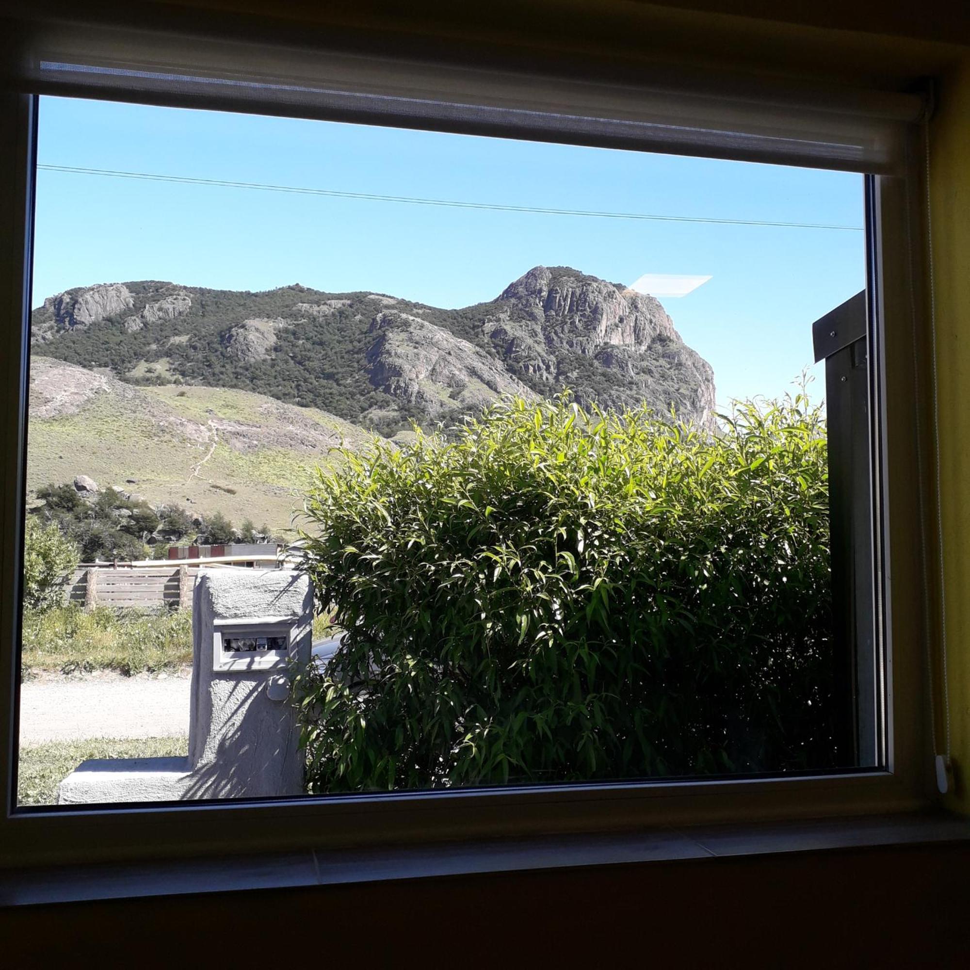 Los Coirones Aparts - El Chalten - Patagonia Exterior foto